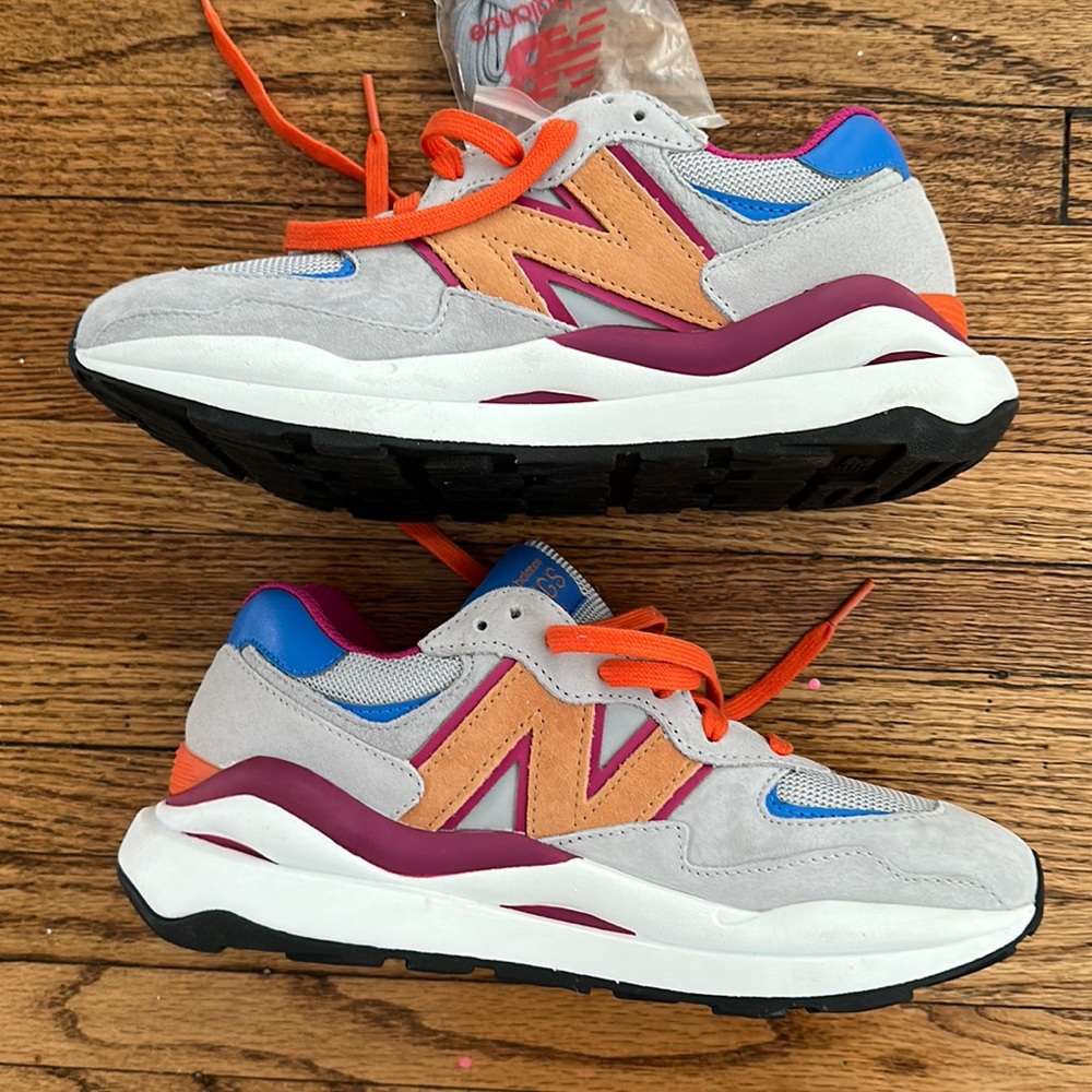 New Balance 57/40; NWT Unisex Women’s 8 Men’s 6.5